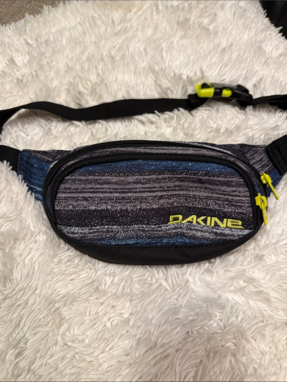 Dakine Black, Blue & Neon Yellow Belt Bag